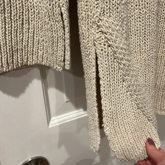 Free People Oversized Heavy Knit Sweater Size Large wide sleeves tunic Length - Picture 4 of 5